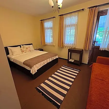 Nar Bagevi بيت ضيافة 3*